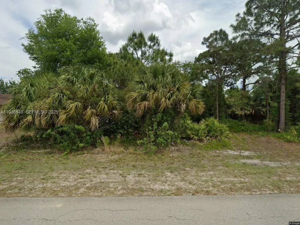 1824 Rush Avenue Lehigh Acres FL 33972
