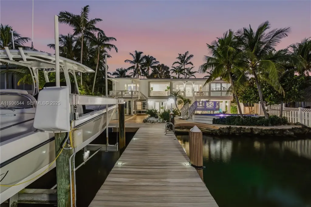 16 North Drive Key Largo FL 33037