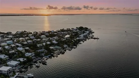 16 North Drive Key Largo FL 33037