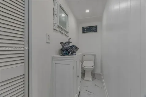 16 North Drive Key Largo FL 33037
