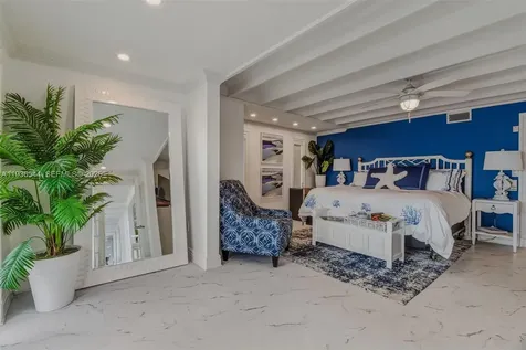 16 North Drive Key Largo FL 33037