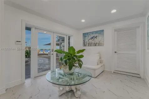 16 North Drive Key Largo FL 33037