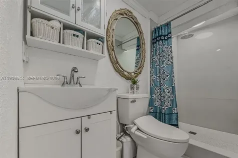 16 North Drive Key Largo FL 33037