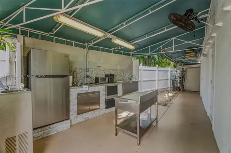 16 North Drive Key Largo FL 33037