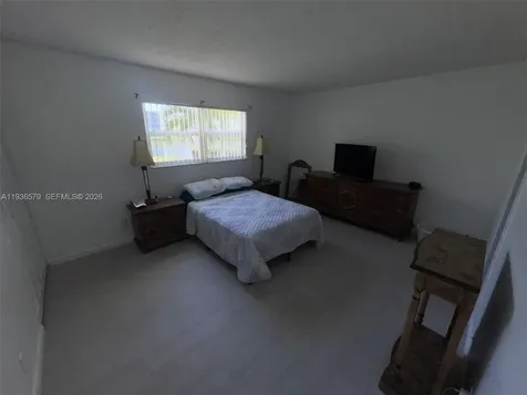 1025 SE 3rd Avenue Dania Beach FL 33004