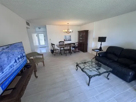1025 SE 3rd Avenue Dania Beach FL 33004