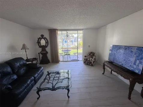 1025 SE 3rd Avenue Dania Beach FL 33004