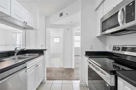 17150 N Bay Road Sunny Isles Beach FL 33160