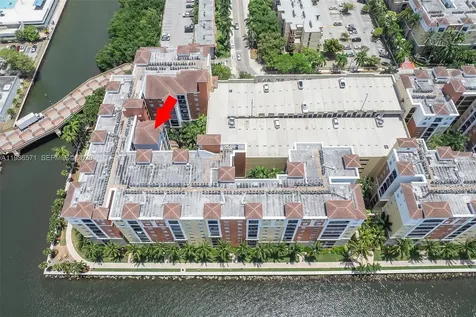 17150 N Bay Road Sunny Isles Beach FL 33160
