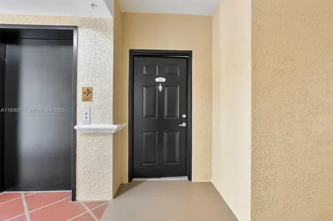17150 N Bay Road Sunny Isles Beach FL 33160