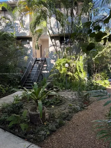 1000 NW N River Drive Miami FL 33136