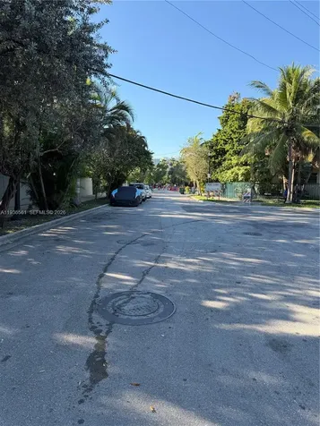 1000 NW N River Drive Miami FL 33136