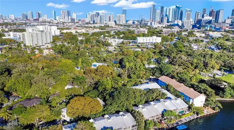 1000 NW N River Drive Miami FL 33136