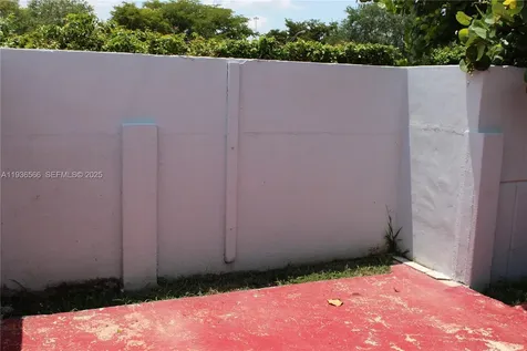 2102 SW 106th Court Miami FL 33165