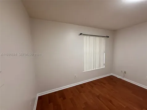 15325 SW 106 Te Miami FL 33196
