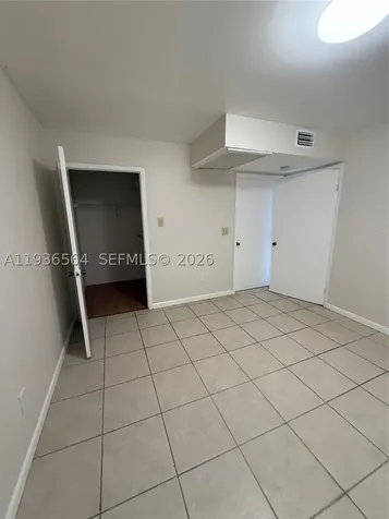 15325 SW 106 Te Miami FL 33196