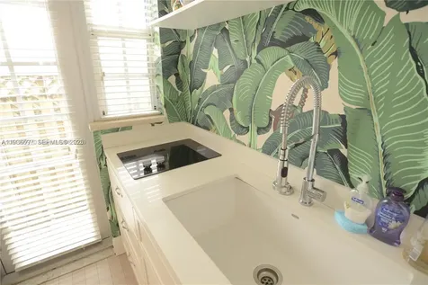 1520 Euclid Avenue Miami Beach FL 33139