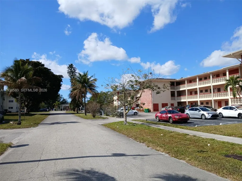 4751 NW 10th Court Plantation FL 33313