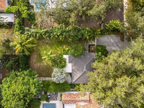 446 Madeira Avenue Coral Gables FL 33134