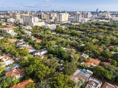 446 Madeira Avenue Coral Gables FL 33134