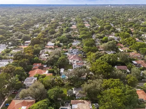 446 Madeira Avenue Coral Gables FL 33134