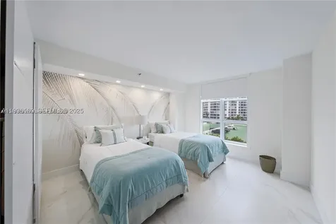 3530 Mystic Pointe Drive Aventura FL 33180