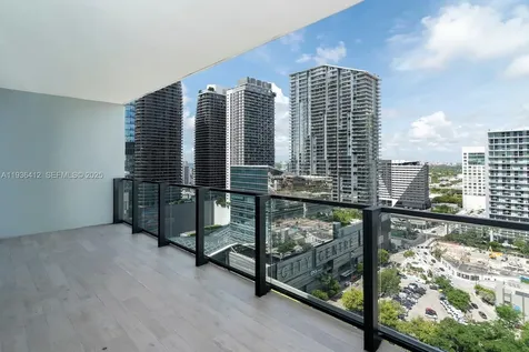 68 SE 6th Street Miami FL 33131