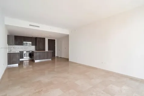 68 SE 6th Street Miami FL 33131