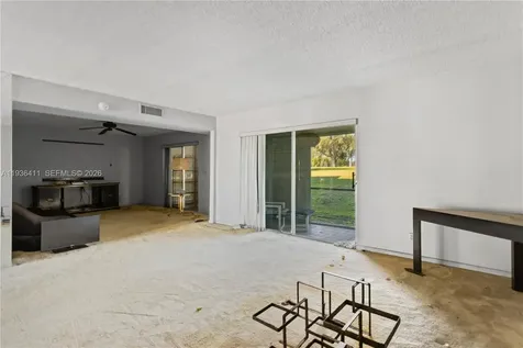 271 S Hollybrook Drive Pembroke Pines FL 33025