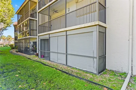 271 S Hollybrook Drive Pembroke Pines FL 33025