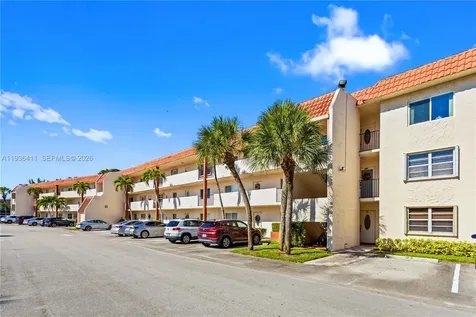 271 S Hollybrook Drive Pembroke Pines FL 33025