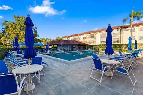 271 S Hollybrook Drive Pembroke Pines FL 33025