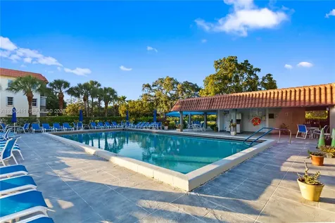 271 S Hollybrook Drive Pembroke Pines FL 33025