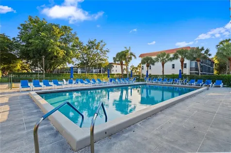 271 S Hollybrook Drive Pembroke Pines FL 33025