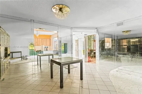 271 S Hollybrook Drive Pembroke Pines FL 33025
