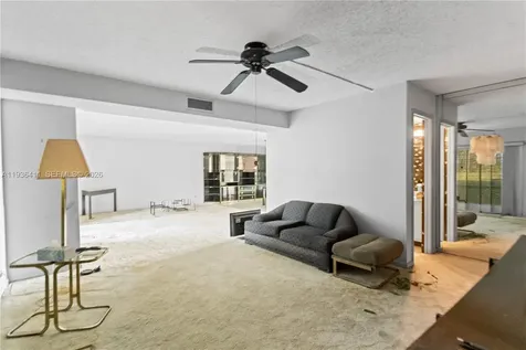 271 S Hollybrook Drive Pembroke Pines FL 33025