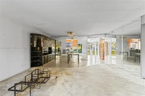 271 S Hollybrook Drive Pembroke Pines FL 33025