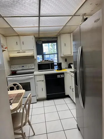17560 Atlantic Boulevard Sunny Isles Beach FL 33160