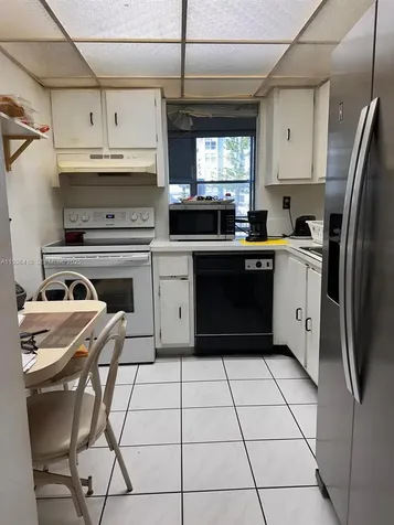 17560 Atlantic Boulevard Sunny Isles Beach FL 33160