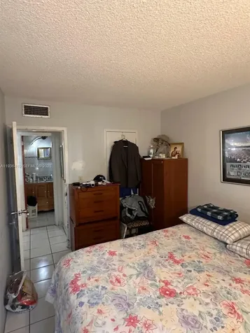 17560 Atlantic Boulevard Sunny Isles Beach FL 33160