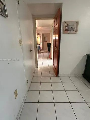 17560 Atlantic Boulevard Sunny Isles Beach FL 33160