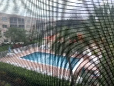1541 S Ocean Boulevard Lauderdale By The Sea FL 33062