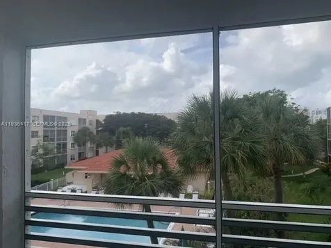 1541 S Ocean Boulevard Lauderdale By The Sea FL 33062
