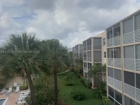 1541 S Ocean Boulevard Lauderdale By The Sea FL 33062