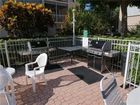 1541 S Ocean Boulevard Lauderdale By The Sea FL 33062
