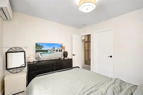 2570 NE 201st Street Miami FL 33180