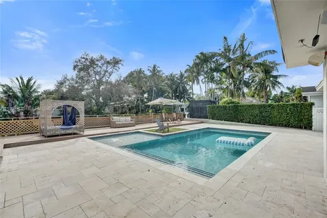 2570 NE 201st Street Miami FL 33180