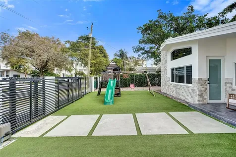 2570 NE 201st Street Miami FL 33180