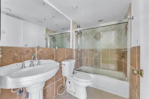 2025 NE 164th Street North Miami Beach FL 33162
