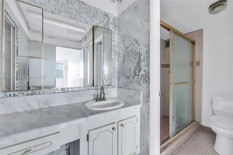 2025 NE 164th Street North Miami Beach FL 33162